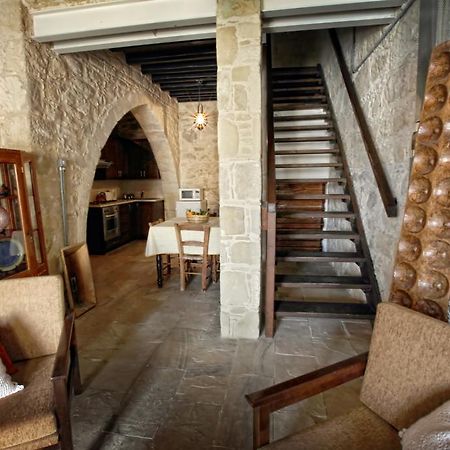 Leonidas Village Houses Goudhi 외부 사진