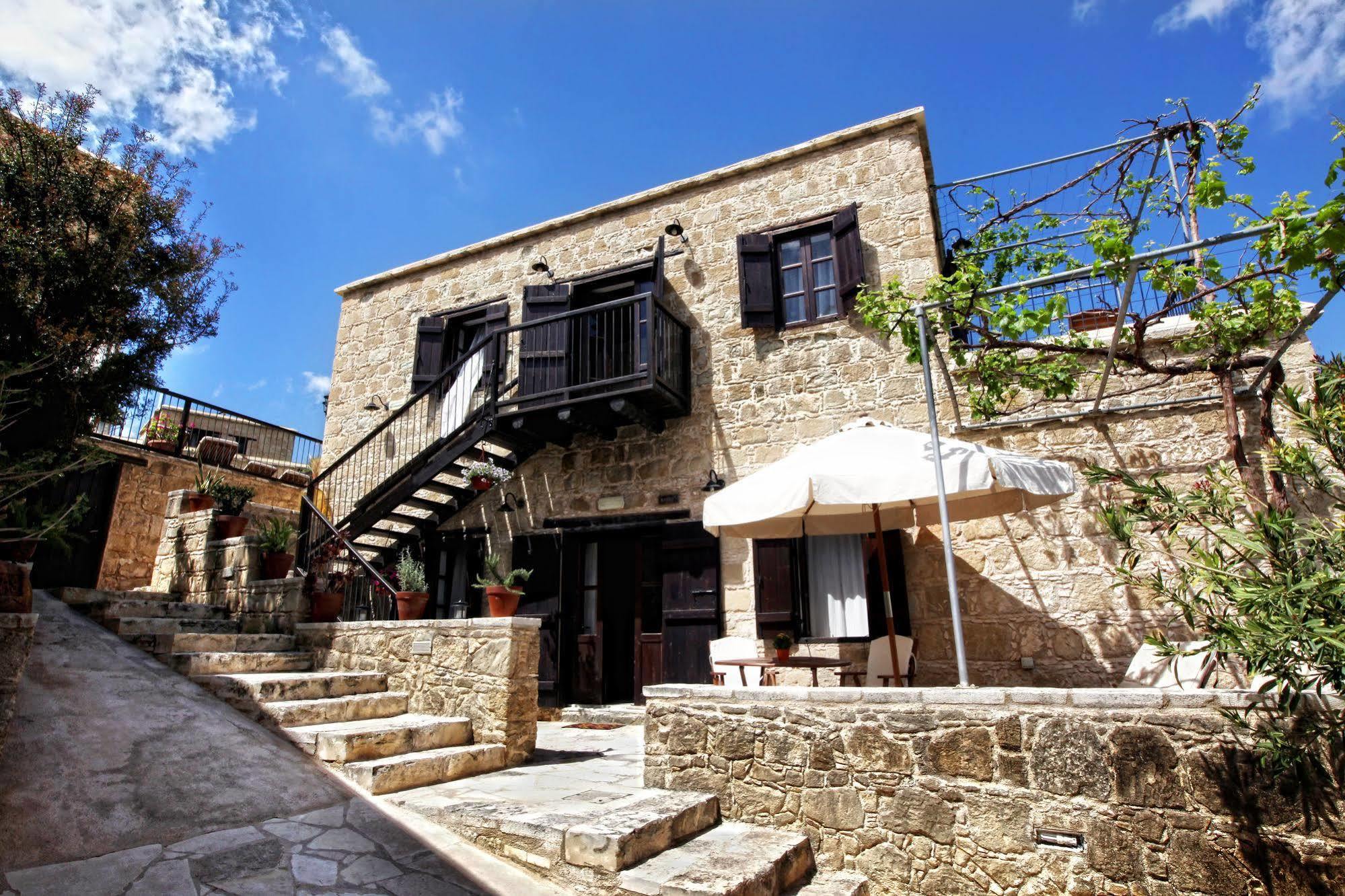 Leonidas Village Houses Goudhi 외부 사진