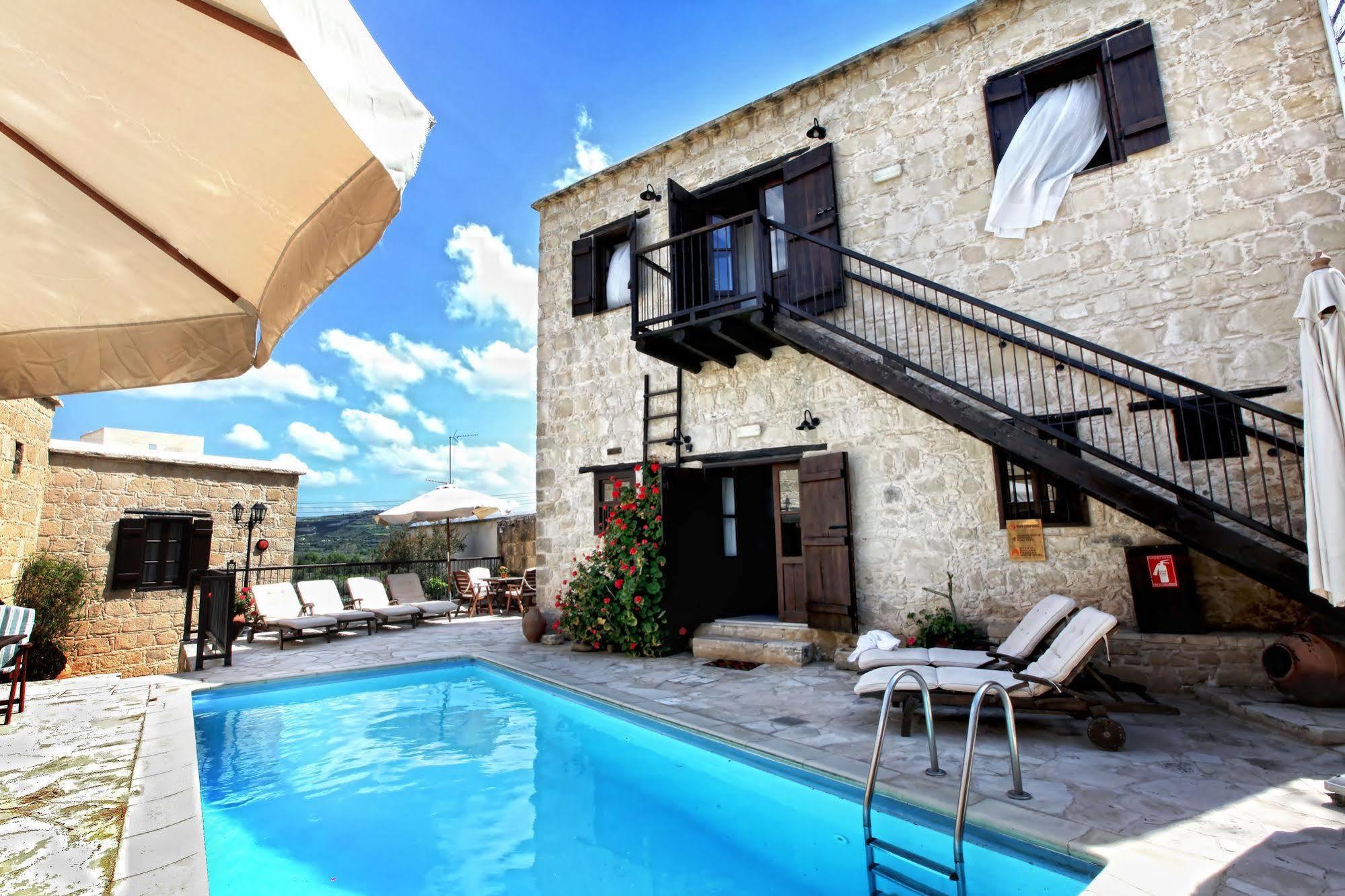 Leonidas Village Houses Goudhi 외부 사진