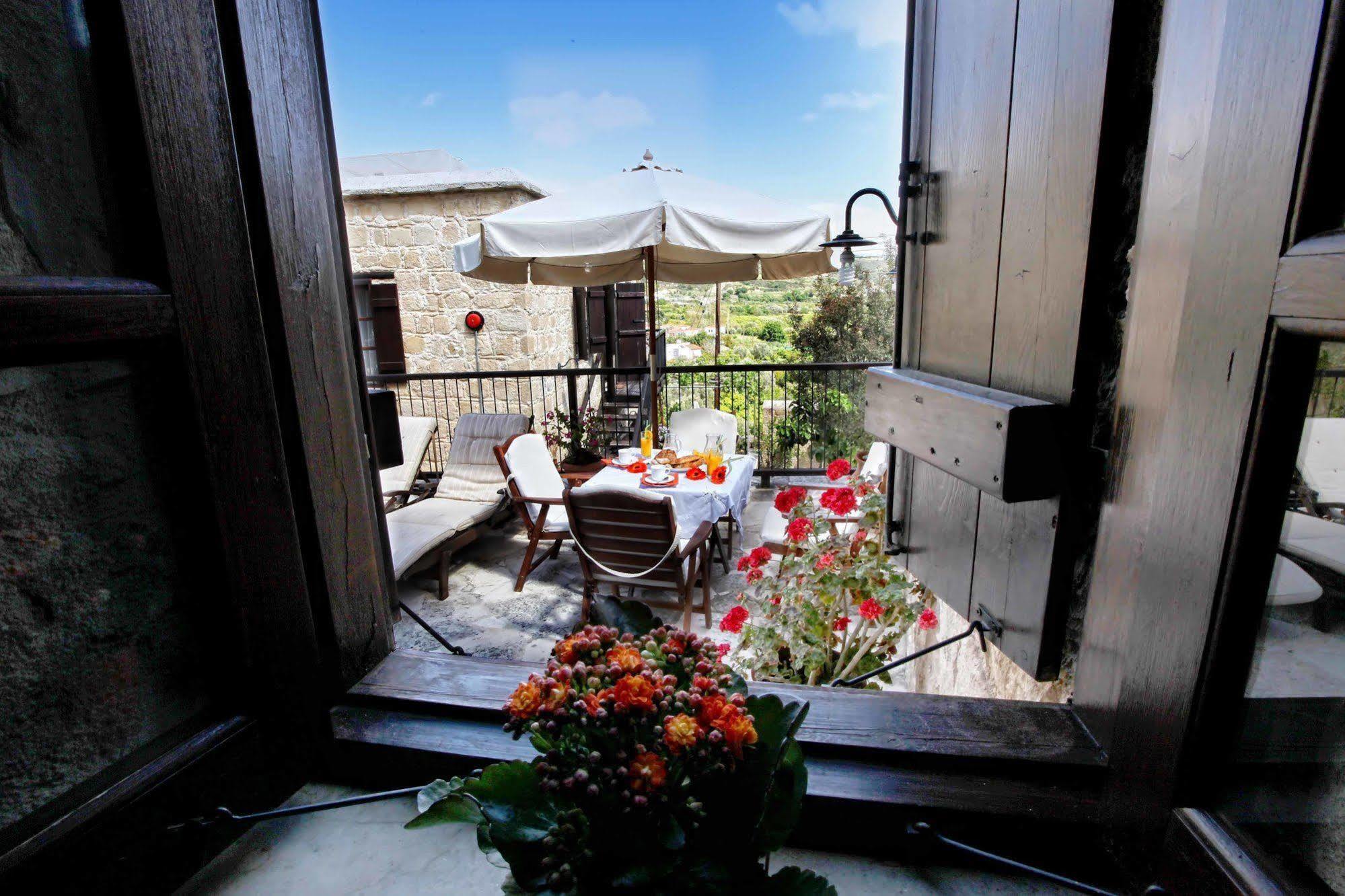 Leonidas Village Houses Goudhi 외부 사진